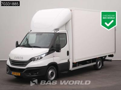 Iveco Daily 35S18 3.0L Automaat Laadklep Bakwagen LED Navi Airco Cruise Camera Euro6 Meubelbak Koffer A/C sold by BAS World B.V.