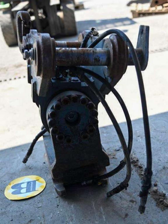 Wacker Neuson ET90 for 8-11 ton excavators Photo 3