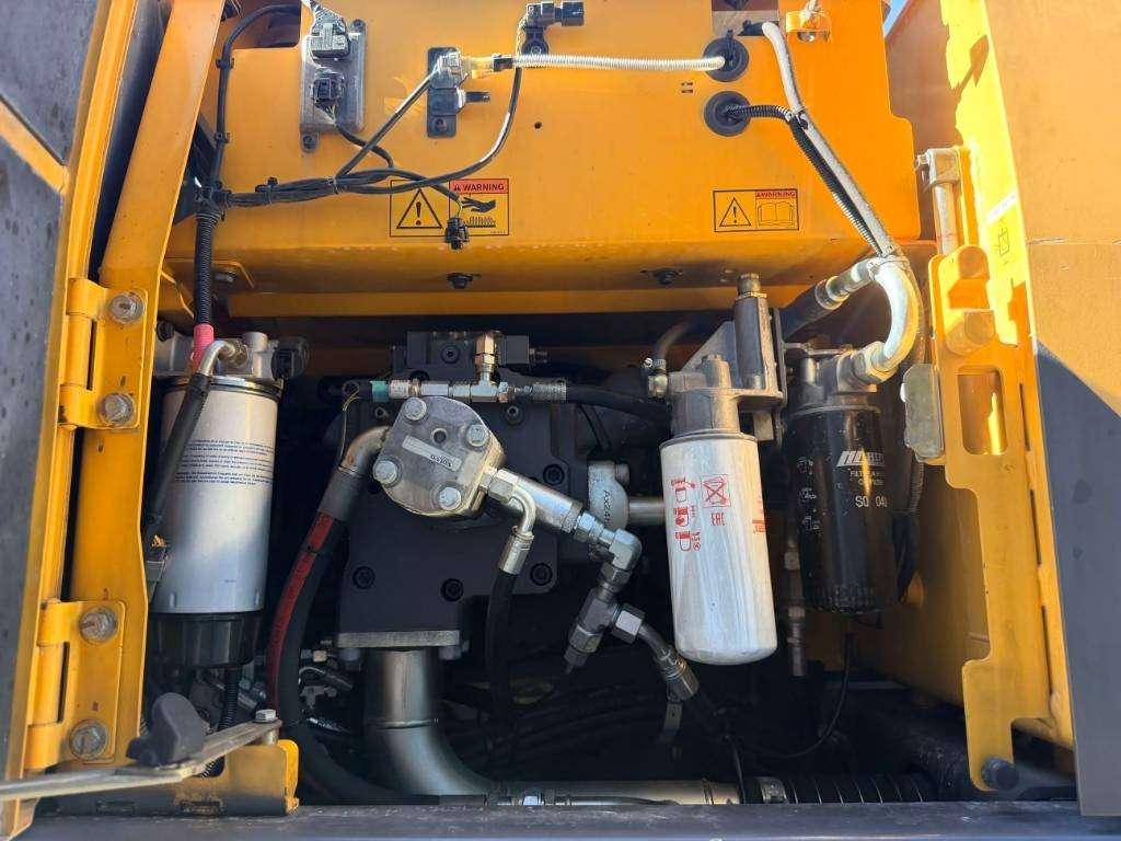 Volvo 180D Photo 18