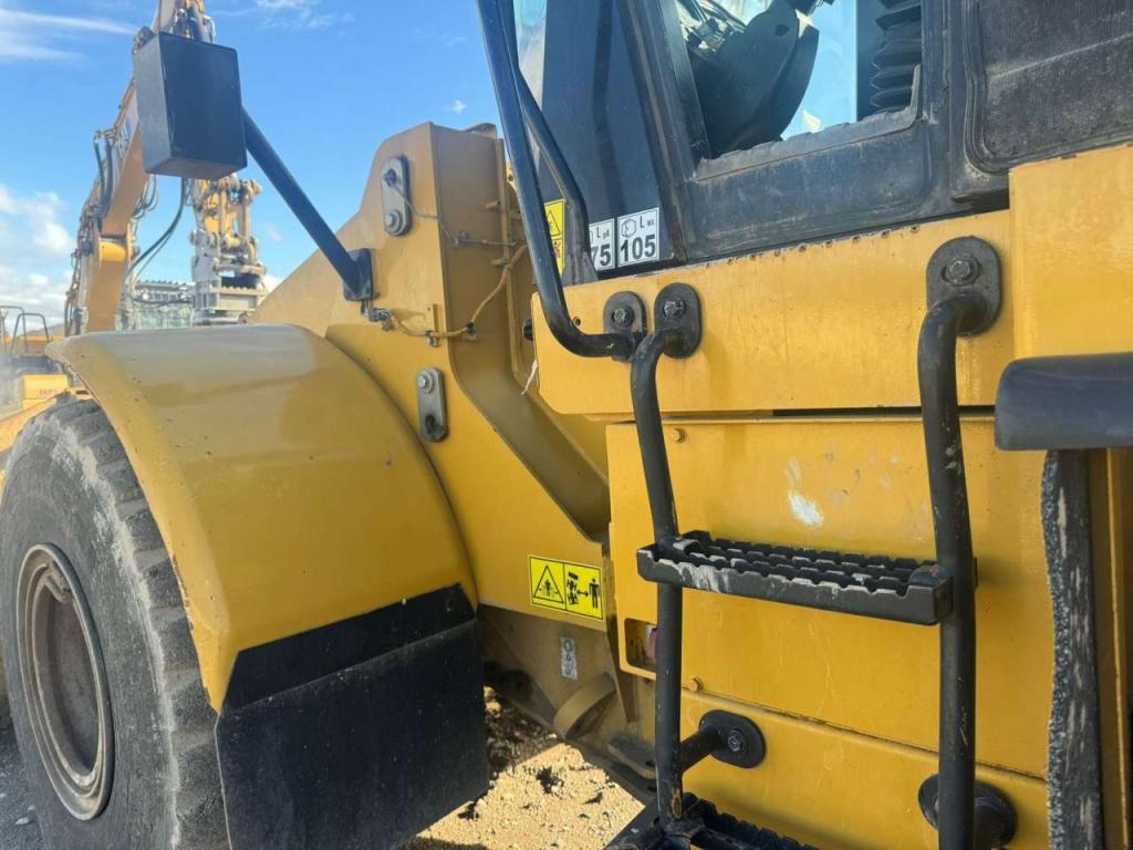 Caterpillar 950M Photo 2