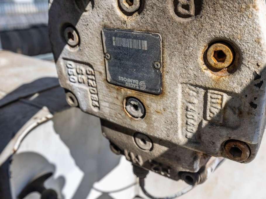 Renders BETON MIXER 12M3 + MOTOR (MALAXEUR/MISCHER) Photo 26