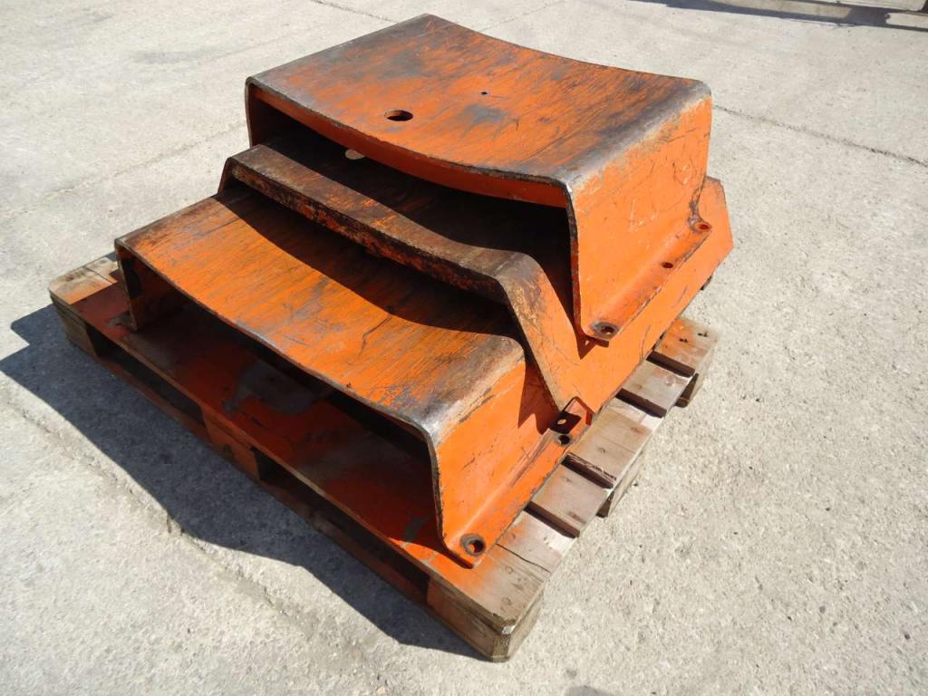 Lower armor plates for Fiat Allis FL14C Photo 1