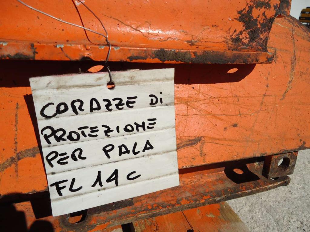 Lower armor plates for Fiat Allis FL14C Photo 3