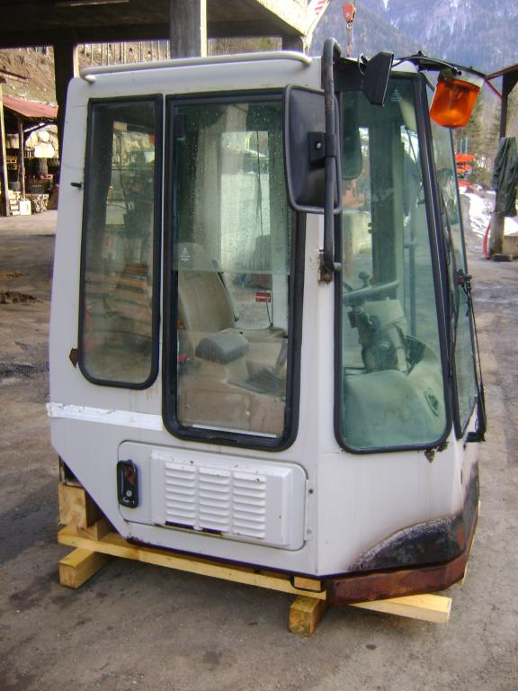 Cab for Fiat Hitachi Serie FR Photo 1