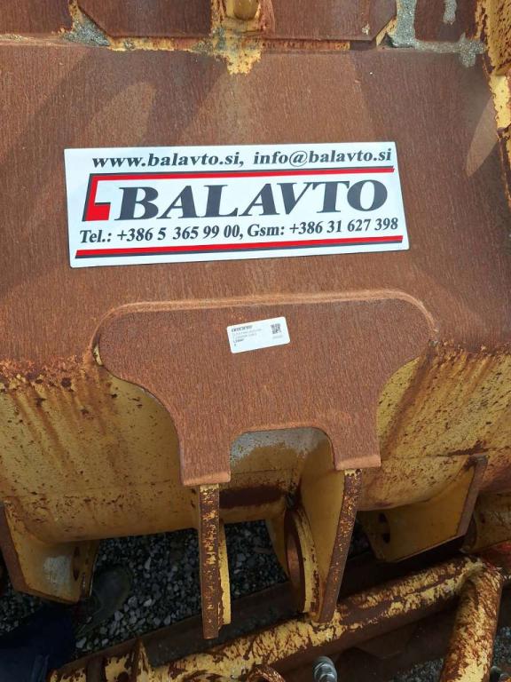 pin-on 2900 mm Loader bucket Photo 2