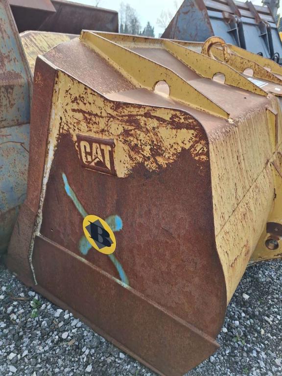 pin-on 2900 mm Loader bucket Photo 3