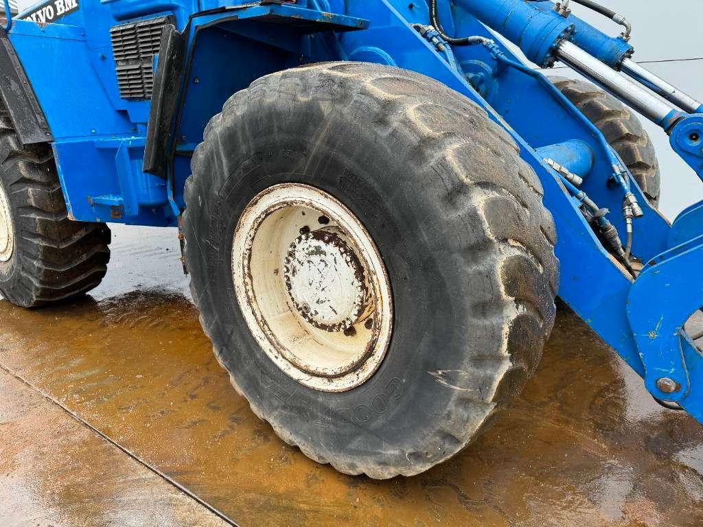 Volvo BM4400 - 3rd Function / 2 Buckets Included! Photo 28