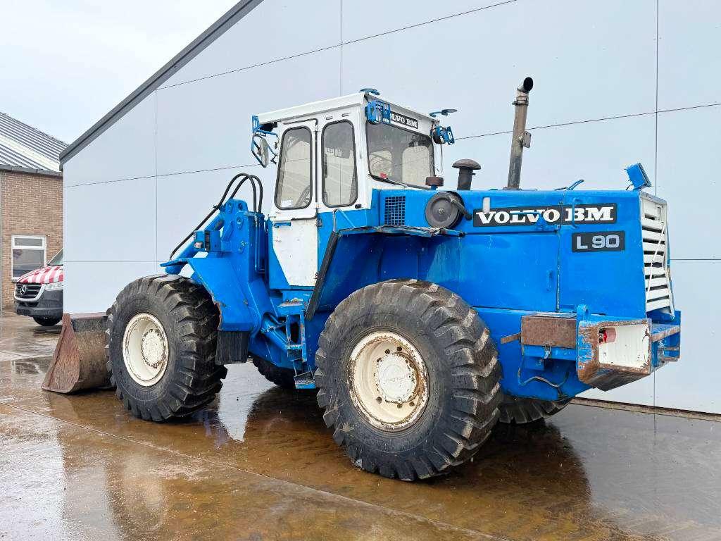 Volvo BM4400 - 3rd Function / 2 Buckets Included! Photo 4