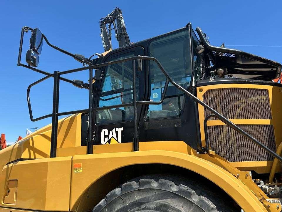 Caterpillar 745C 6X6 Photo 14