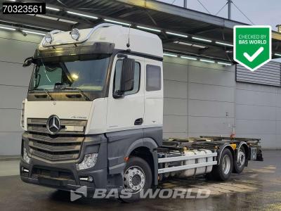 Mercedes-Benz Actros 2540 6X2 BDF Lift-Axle Automatic Euro 6 sold by BAS World B.V.