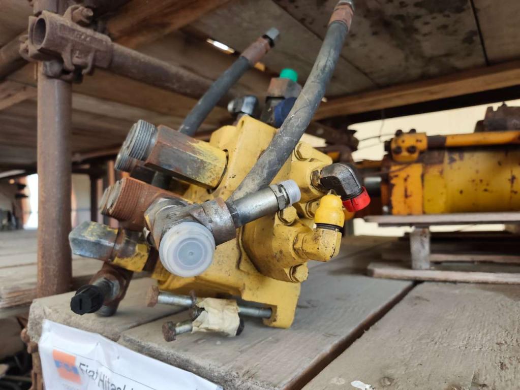 Caterpillar 938G-II Photo 7