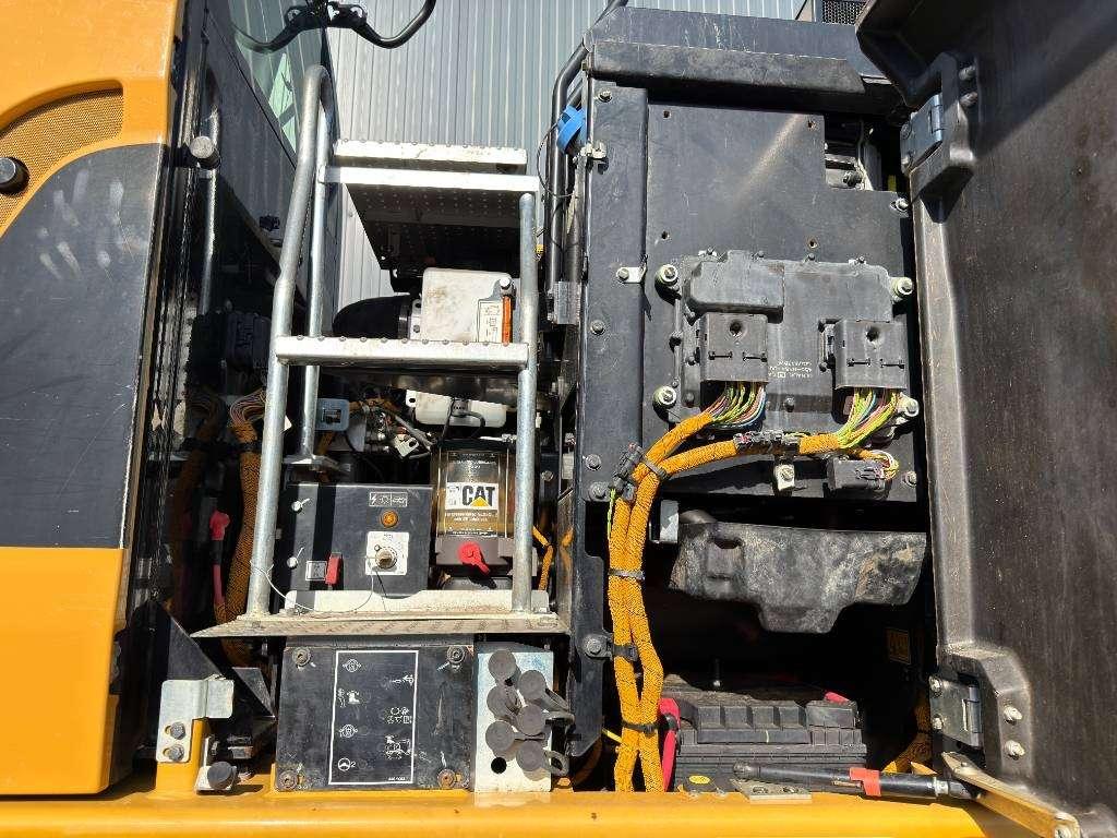 Caterpillar M315F - With OilQuick Photo 27