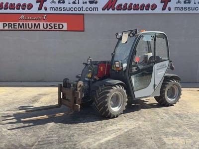Weidemann T4512 4x4 sold by Massucco T. Srl