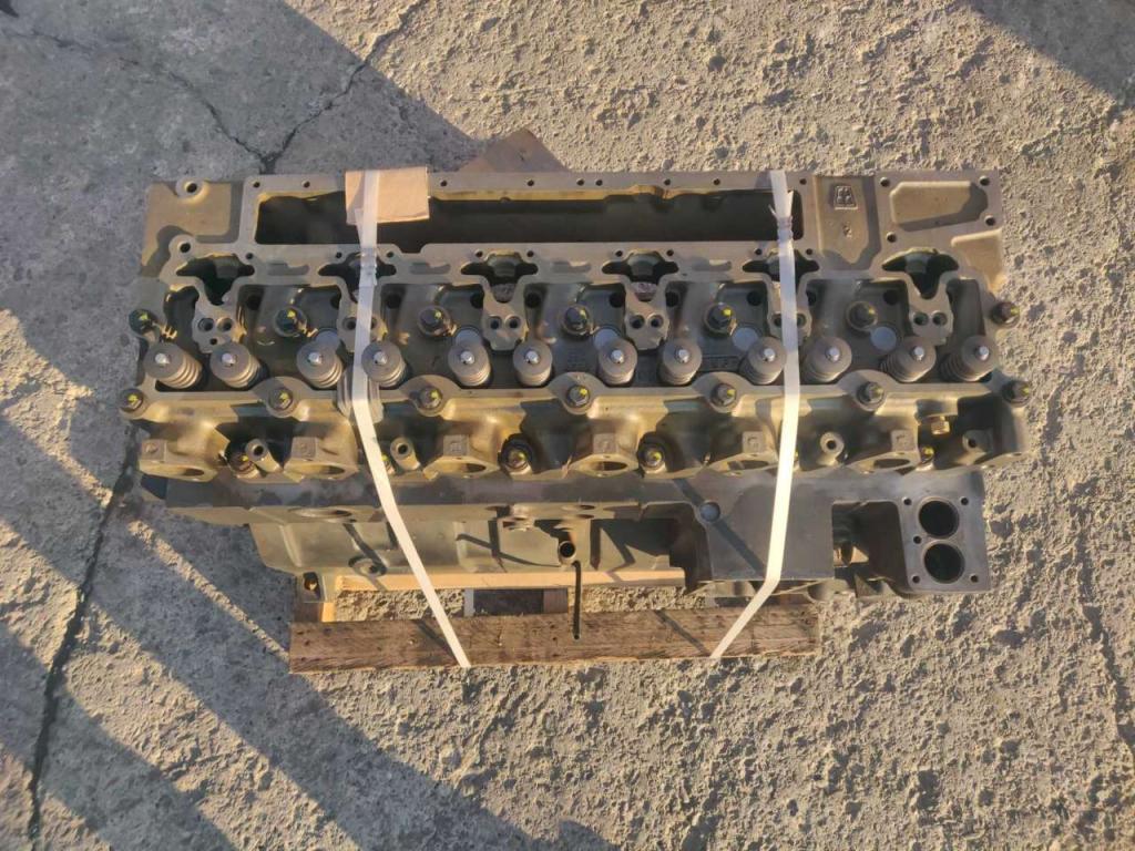 Long block engine for Cummins 6CTA8.3 Photo 2