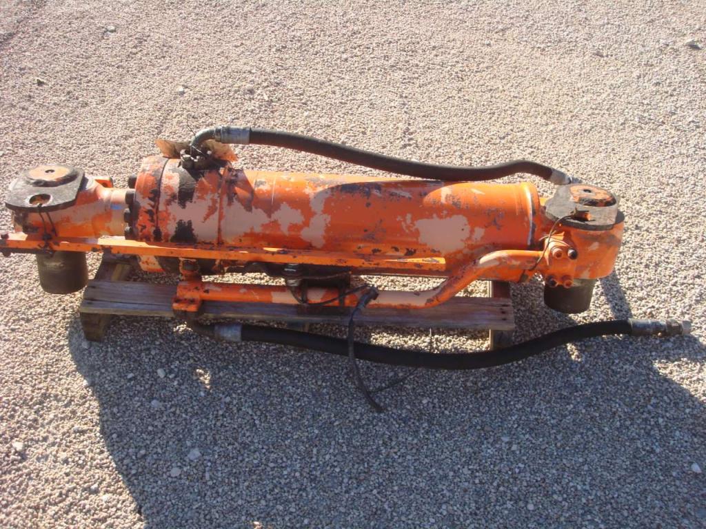 Bucket rotation piston for Hitachi ZW 220 Photo 1