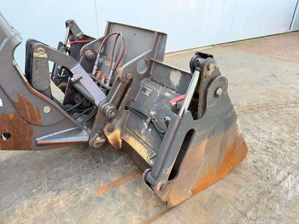 Mecalac AS900 - Bucket + Forks / Mecalac Photo 22