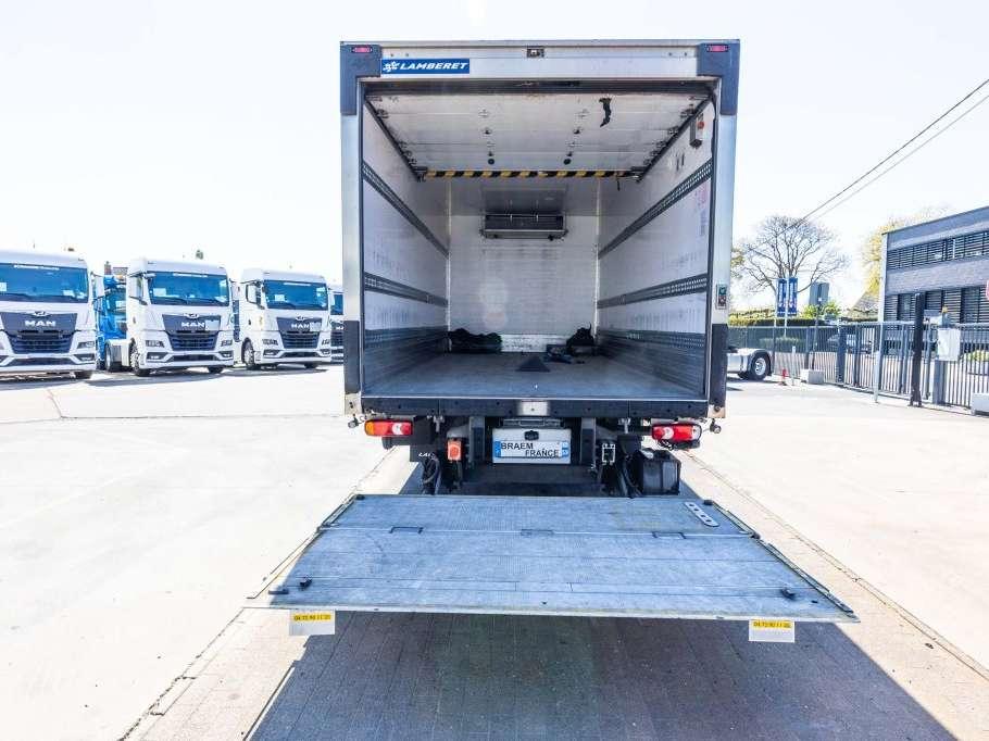 Renault D10 210 DXI // FRIGO CARRIER SUPRA 750+HAYON Photo 10