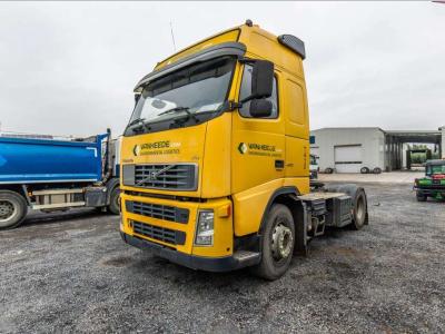 Volvo FH 400 - DAMAGED GEARBOX sold by Braem NV