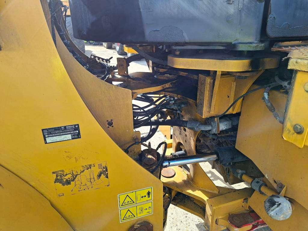 Caterpillar 962M Photo 11