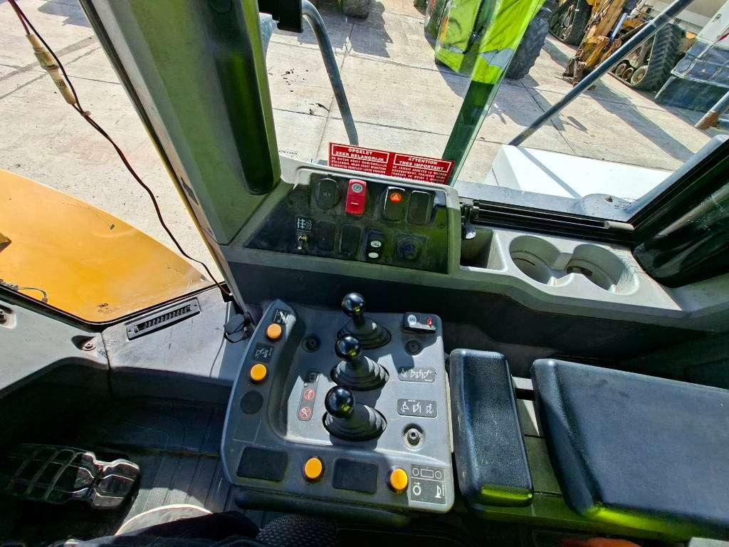 Caterpillar 962M Photo 18