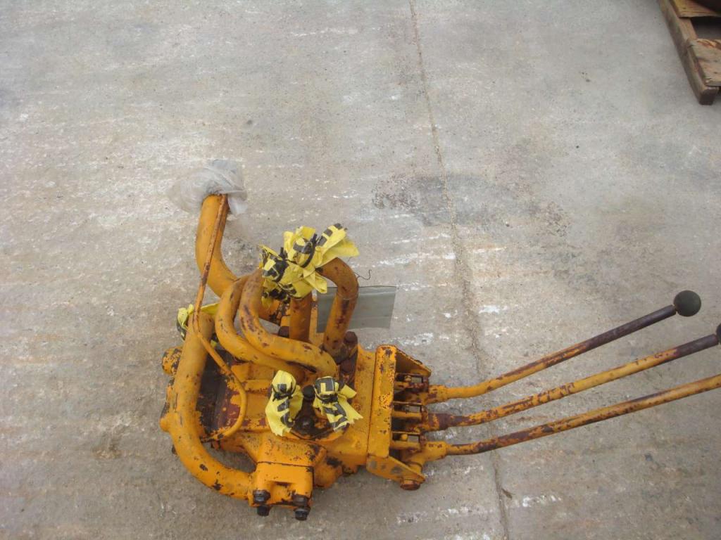 Hydraulic distributor for Fiat FL8 Photo 5