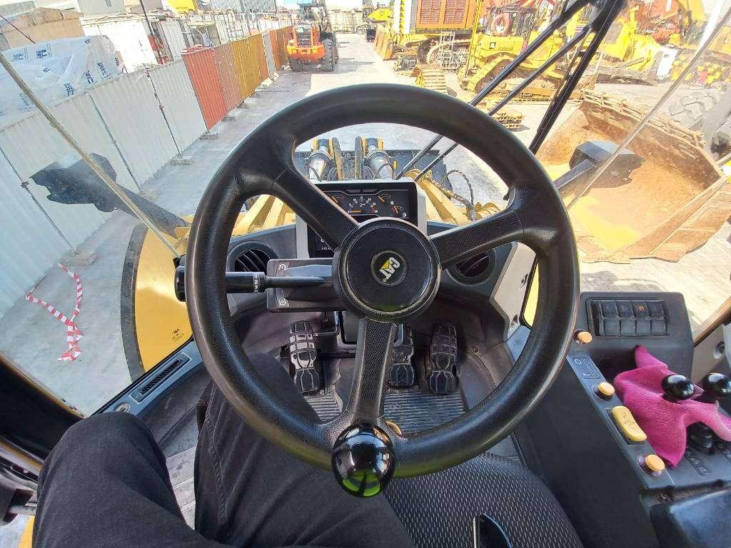 Caterpillar 980 (Abu Dhabi) Photo 21