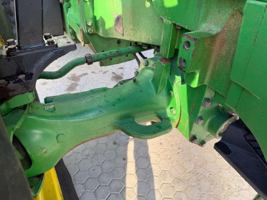 John Deere 8230 PowerShift - NO TLS Photo 15