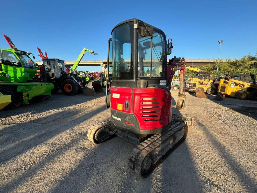 Yanmar VIO23 Photo 10