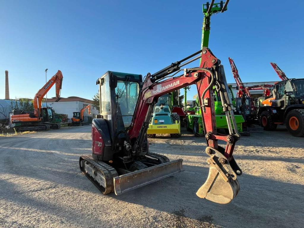 Yanmar VIO23 Photo 7