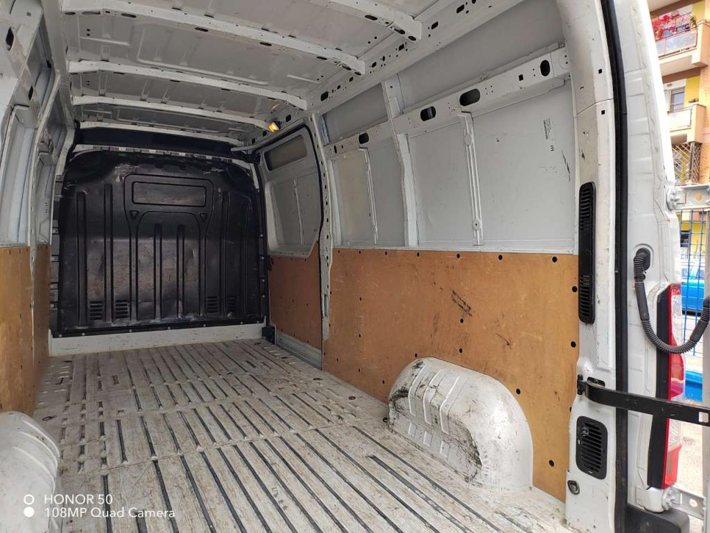 Nissan nv400 Photo 12
