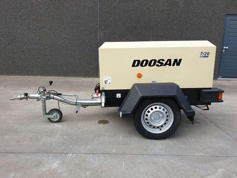 Doosan 7 / 20 Photo 1