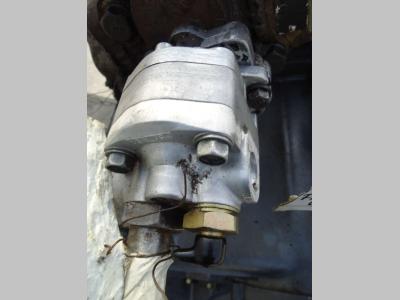 Servocontrol hydraulic pump for Fiat Kobelco W270 sold by OLM 90 Srl