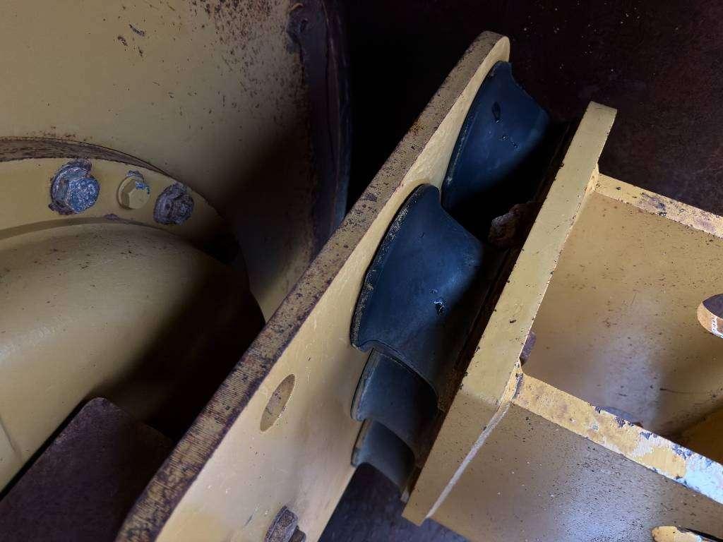 Caterpillar CS76 XT Photo 26