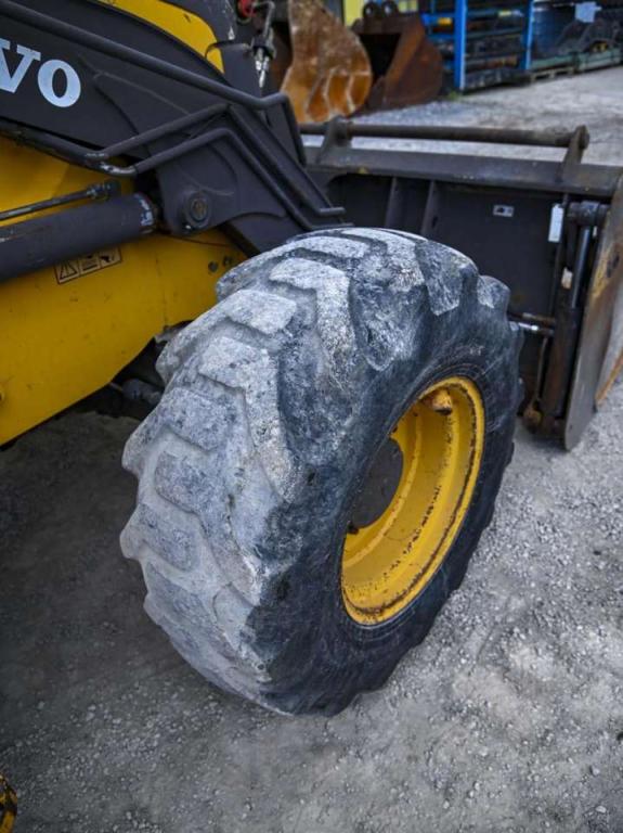 Volvo BL71 Photo 22