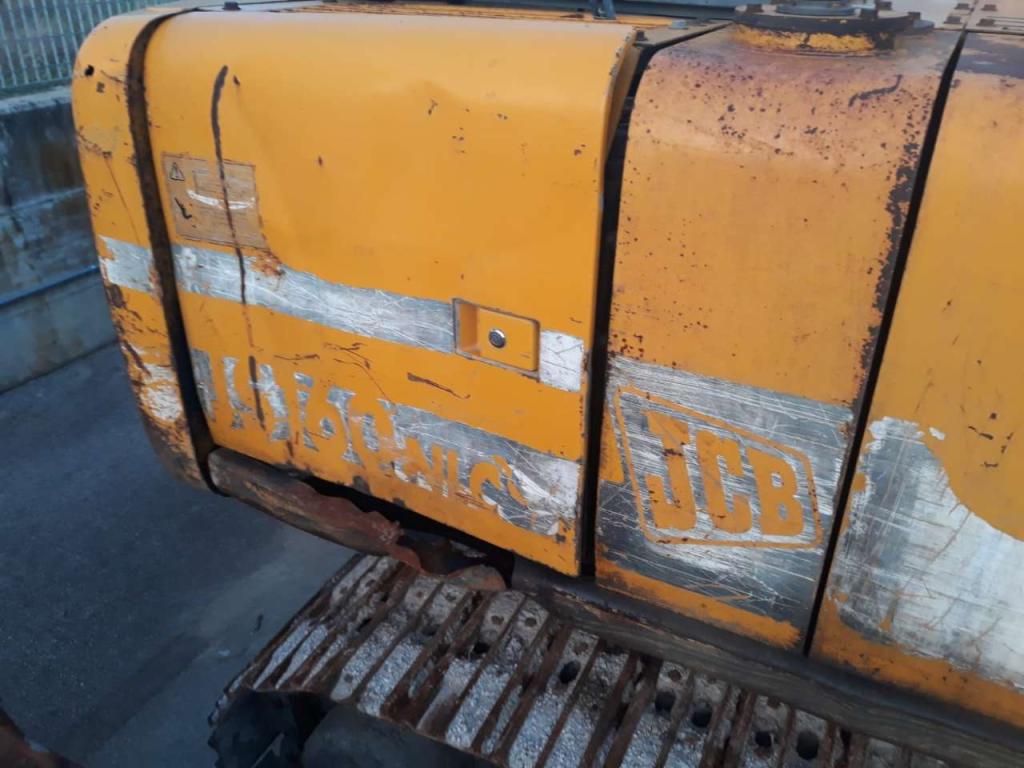 JCB JS160 NLC Photo 9