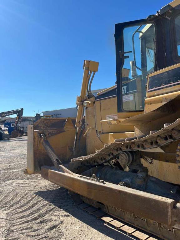 Caterpillar D6R series II STD Photo 23