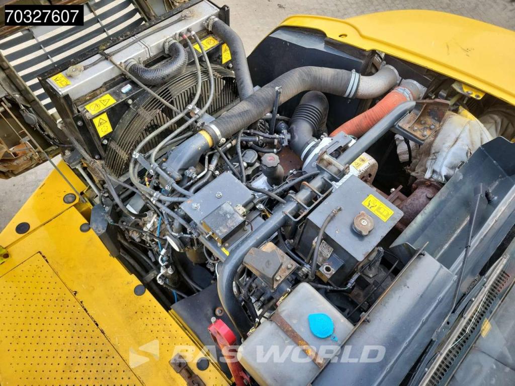 Komatsu HM300-3 Photo 24
