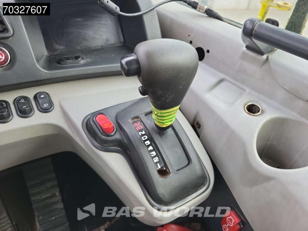 Komatsu HM300-3 Photo 29