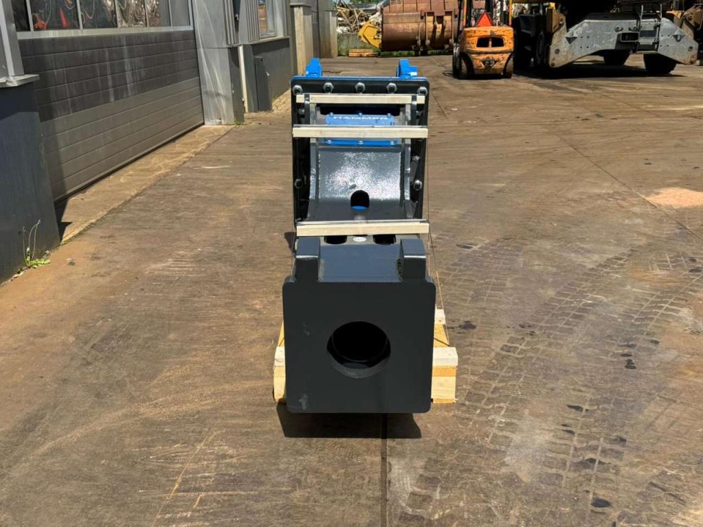 Hammer HS5000 fits 40-60 Ton excavator Photo 8