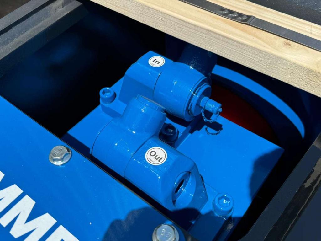 Hammer HS5000 fits 40-60 Ton excavator Photo 9