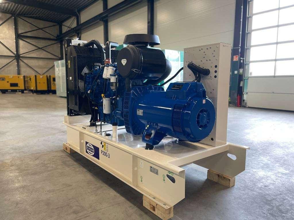 FG Wilson P200-3 - 200 kVA Open Genset - DPX-16011-O Photo 3