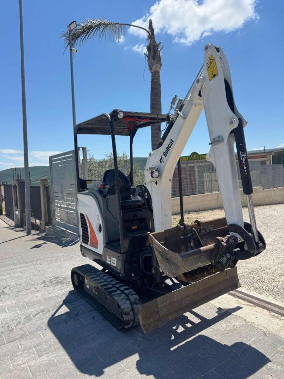 Bobcat E 19 Photo 7