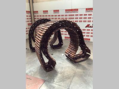 Iron tracks for Hitachi ZX 135US-7 sold by Massucco T. Srl Area Ricambi