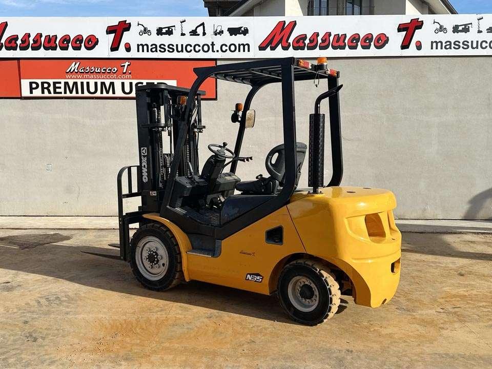 XCMG FD35T Photo 4