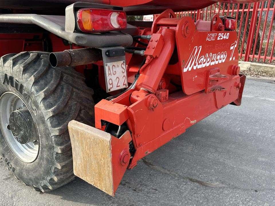 Manitou MRT2540 4x4 Photo 9