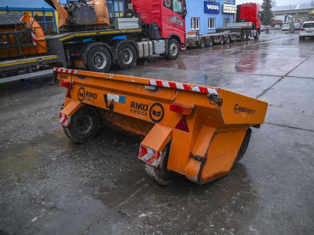Riko Ribnica rear longitudinal spreader VP12/27 Photo 3