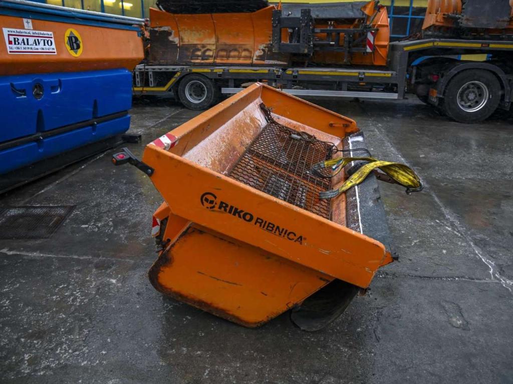 Riko Ribnica rear longitudinal spreader VP12/27 Photo 4