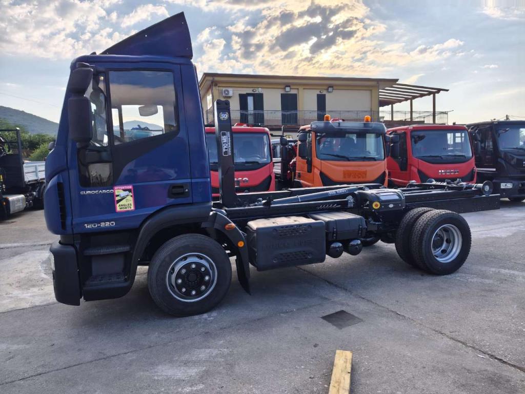 Iveco EUROCARGO CUBE 120-220 Photo 25