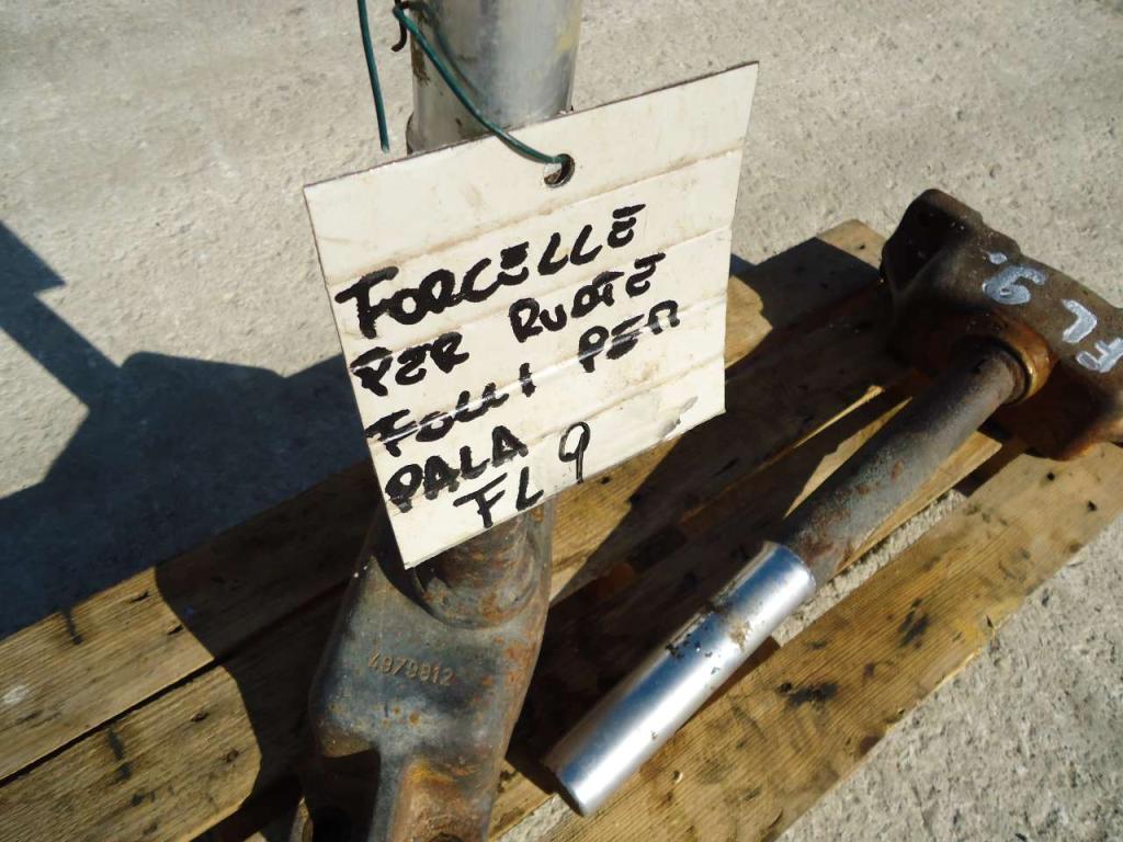 Idler wheel fork for Fiat Allis fl9 (supporto) Photo 4