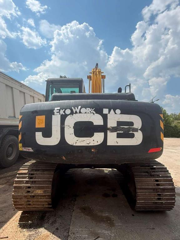 JCB JS 130 LC Photo 5